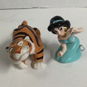 Schmid Disney Vintage Aladdin Set of 2 Jasmine & Rajah Porcelain Figurines